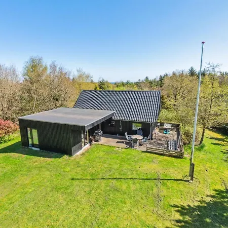 Ewy Holiday home Fur